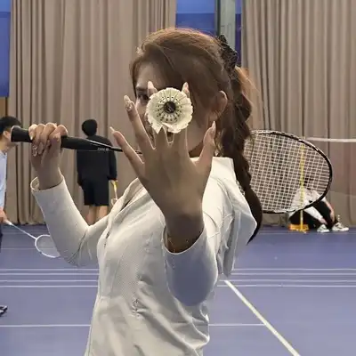 阎芳